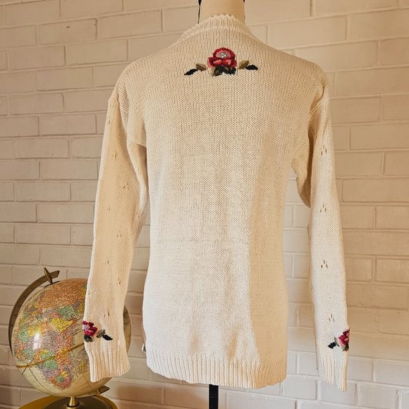 Floral Embroidered Cottagecore Cardigan - Picture 3 of 7